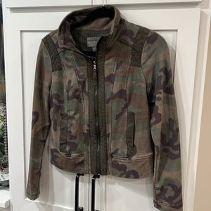 Marrakech camouflage bombe jacket crop. Purchased from Evereve.  Small.